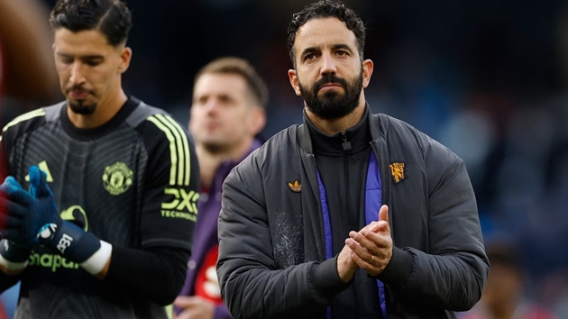 Ảnh bài viết Tin tưởng Amorim, MU vẫn dự phòng với Iraola?