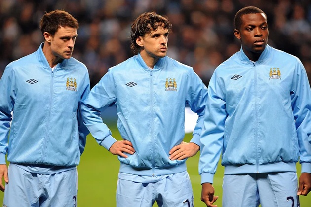  Onuoha từng bị chèn ép ở Man City.