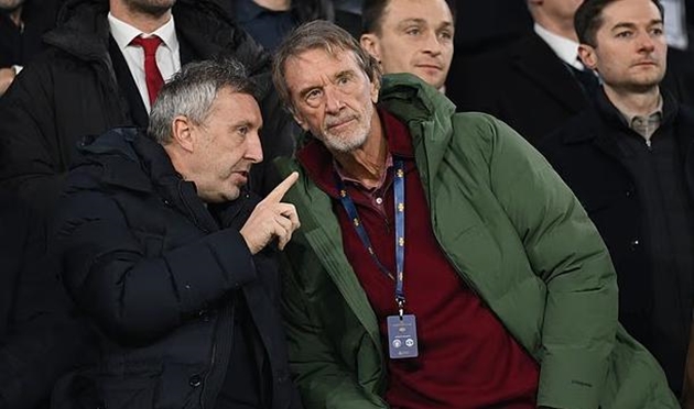 Sir Jim Ratcliffe thay đổi kế hoạch chuyển nhượng của Manchester United.
