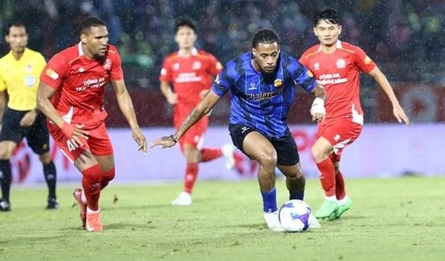 HAGL đang xếp chót V.League