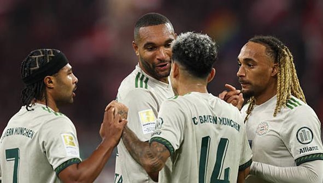 Bayern Munich dễ dàng đánh bại Werder Bremen trên sân nhà.