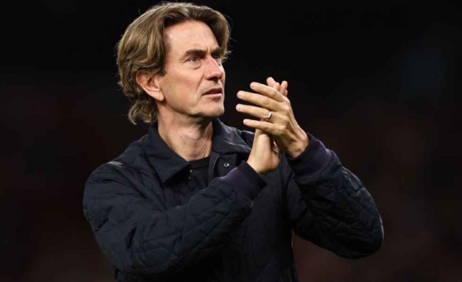 Tottenham từ chối đề nghị mua lại CLB.