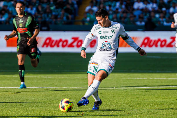 James Rodriguez không thể giúp Leon tránh khỏi thất bại.