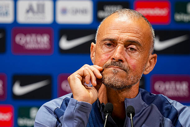 HLV Luis Enrique có lý do để quan ngại về tình hình lực lượng của Paris Saint-Germain.