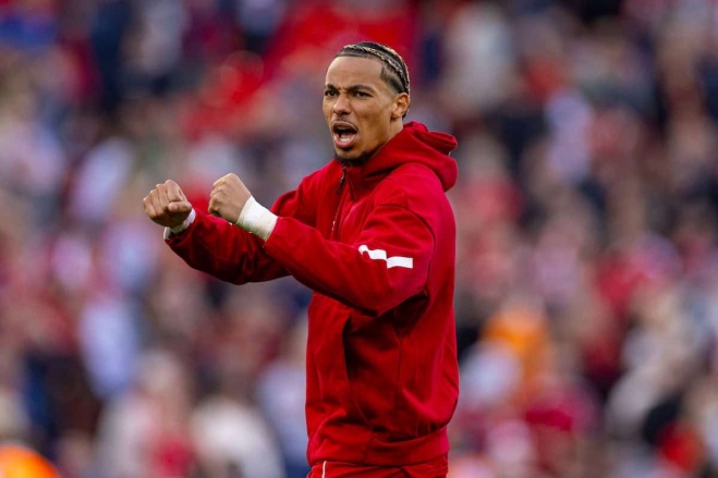 Ekitike bị treo giò.