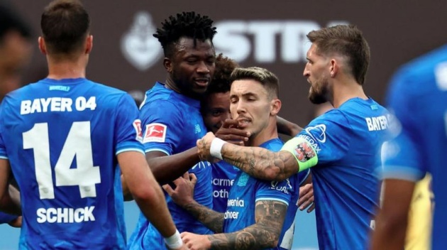 Ảnh bài viết Leverkusen tiếp tục bay cao sau khi chia tay Ten Hag