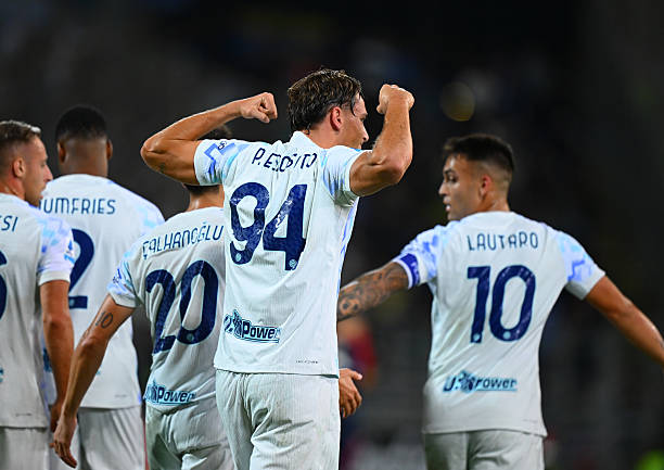 Ảnh bài viết Inter áp đảo, Martinez và Esposito ghi bàn hạ gục Cagliari