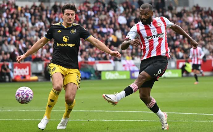 MU tỏ ra yếu kém so với Brentford.