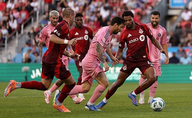 Inter Miami của Lionel Messi bị Toronto cầm hòa 1-1.