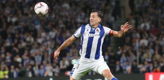 Mikel Oyarzabal là trụ cột Sociedad.