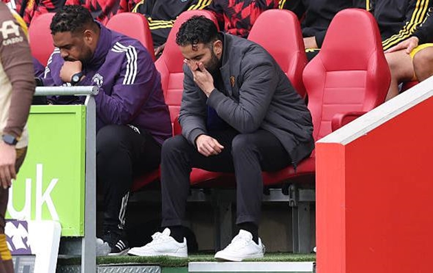 Ruben Amorim đang gặp nhiều khó khăn tại Manchester United.
