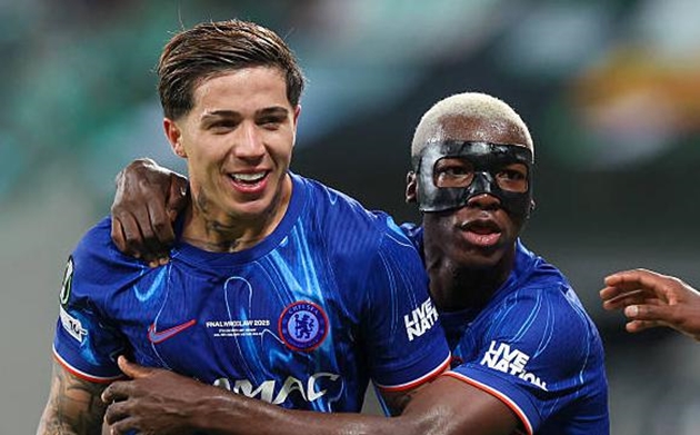 Enzo Fernandez và Moises Caicedo nằm trong tầm ngắm Real Madrid.