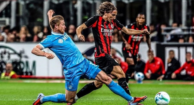 Modric có màn trình diễn nổi bật trước Napoli của De Bruyne.