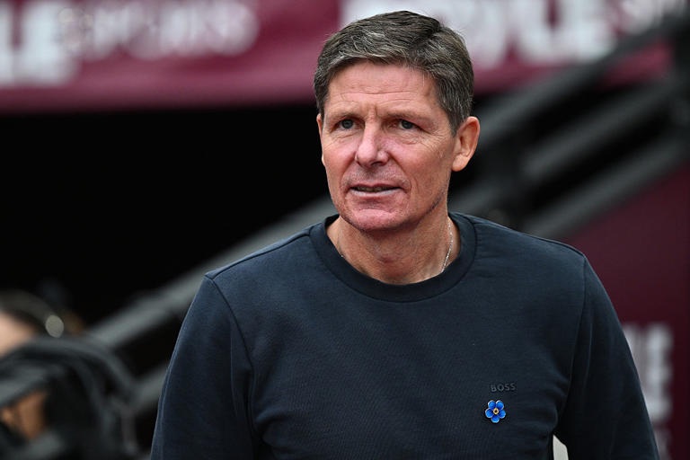 Palace đang đứng thứ 3 trên BXH Ngoại hạng Anh.