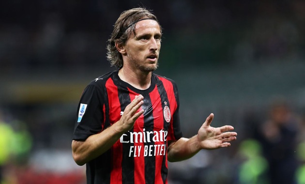 Ảnh bài viết Rabiot: “Tôi không hiểu sao Modric có thể chạy như vậy ở tuổi 40”