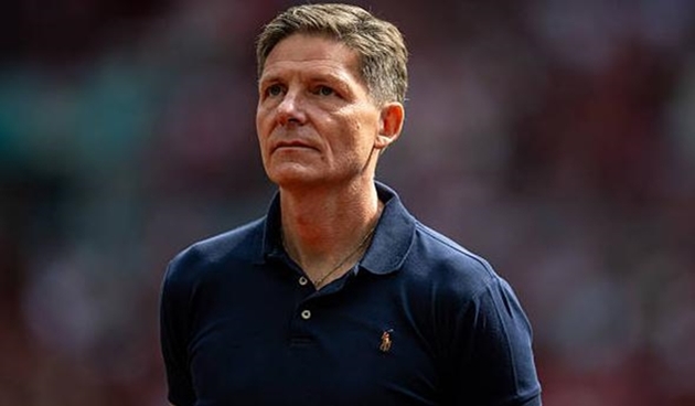 Oliver Glasner chưa có ý định rời Crystal Palace.