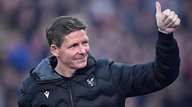 Glasner bỏ ngỏ khả năng dẫn dắt Man United.