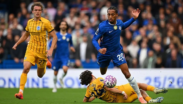 Chelsea vắng một số trụ cột trước thềm đấu Benfica.
