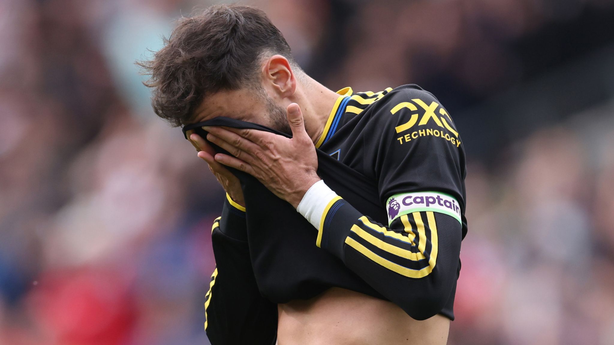 Quỷ đỏ lại đang rơi tự do trên bảng xếp hạng.