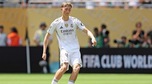 Dean Huijsen khiến Juventus tiếc nuối vì đang gây ấn tượng ở Real