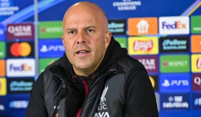 Ảnh bài viết Arne Slot gạch tên Chiesa, đánh giá cao sức mạnh của Galatasaray