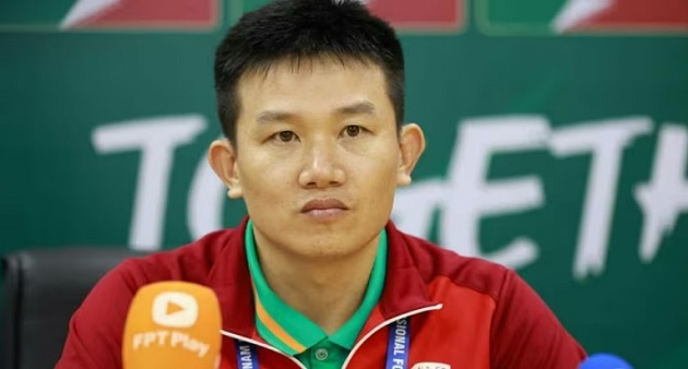 HLV Phan Như Thuật đã từ chức HLV trưởng SL Nghệ An.