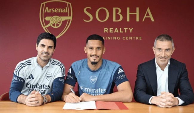 Arsenal trói chân Saliba.