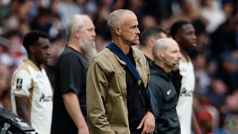 Luis Enrique đã khen ngợi một số cầu thủ Barca.