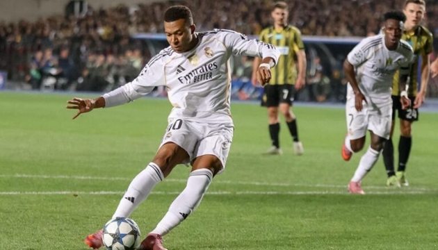 Kylian Mbappe ghi 3/5 bàn thắng cho Real Madrid.
