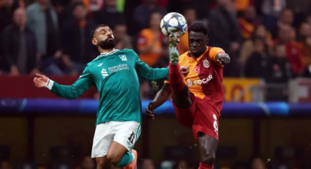 Salah không thể giúp Liverpool tạo nên khác biệt trước Galatasaray.