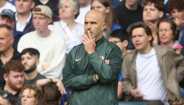 Enzo Maresca loay hoay với hàng công Chelsea.