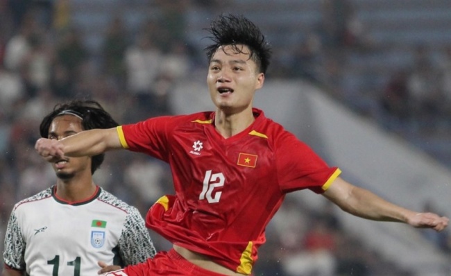 Xuân Bắc được gọi lên tuyển Việt Nam.