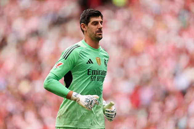 Ảnh bài viết Mbappe hat-trick, nhưng phải ngả mũ trước Courtois