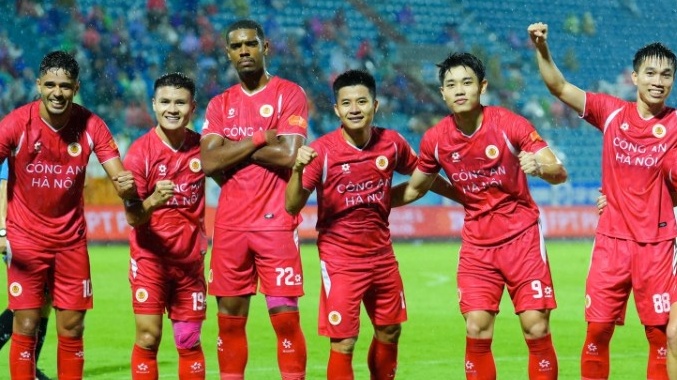 CLB CAHN quyết tâm giành 3 điểm.