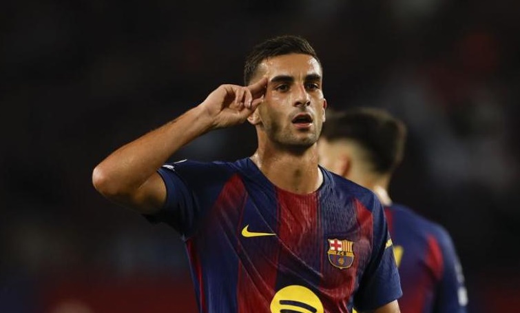 Torres ghi bàn nhưng không thể giúp Barca giành chiến thắng.