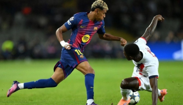 Lamine Yamal đi vào lịch sử Champions League