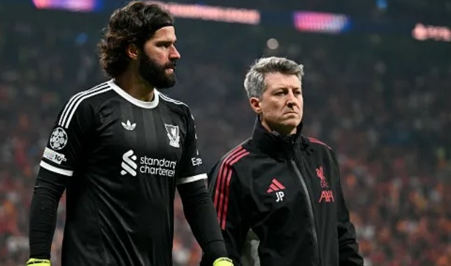 Ảnh bài viết NÓNG! Liverpool đón tin xấu từ Alisson, ngồi ngoài 6 tuần