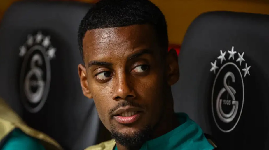 Isak vẫn chưa có được màn trình diễn như mong đợi.