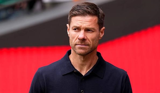 Xabi Alonso đối mặt với thách thức tại Real Madrid.