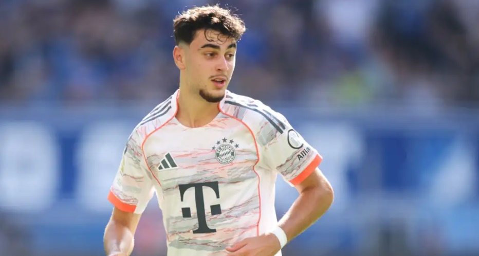 Pavlovic đang được cả Man City và Man Utd nhắm đến.