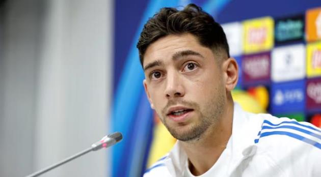 Ảnh bài viết Valverde và cuộc chiến vị trí tại Real Madrid: Tiền vệ hay Hậu vệ?