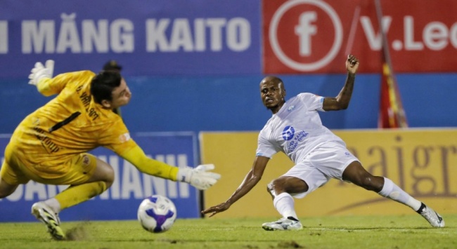 Ảnh bài viết Đặng Văn Lâm tái xuất ở tuyển Việt Nam: Kỳ vọng lớn; Liệu có khắc phục gót chân achilles?