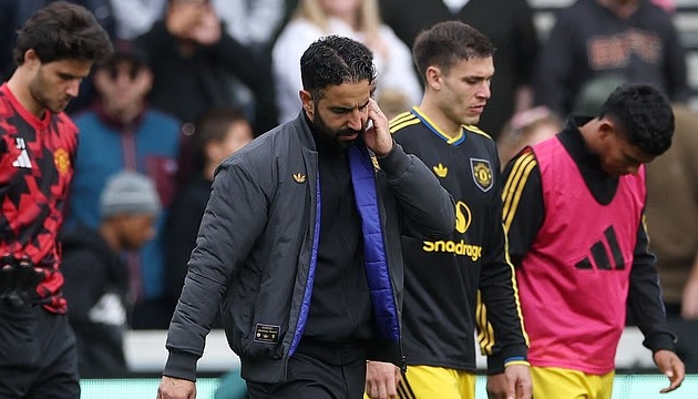 Ảnh bài viết Tối hậu thư cho Amorim và lời giải mang tên Bruno Fernandes