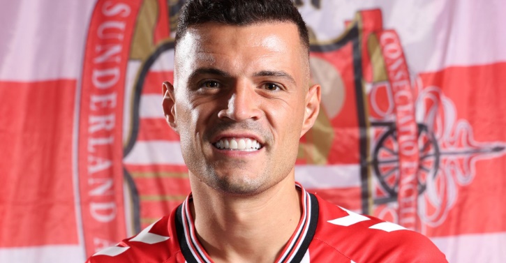 Thủ quân Sunderland cho thấy sự toàn diện.