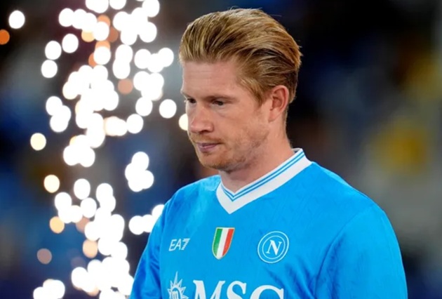 De Bruyne nhanh chóng hoà nhập ở Napoli.