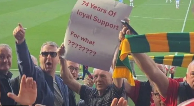 Ảnh bài viết CĐV Man Utd mất niềm tin, sân Old Trafford đã thay đổi