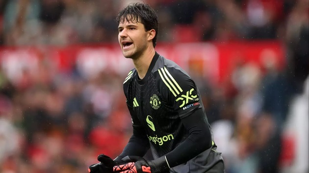 Lammens đã được ra mắt MU.