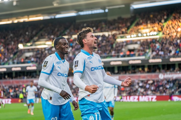 Ảnh bài viết Thắng 4 trận liền, Marseille lên ngôi đầu Ligue 1