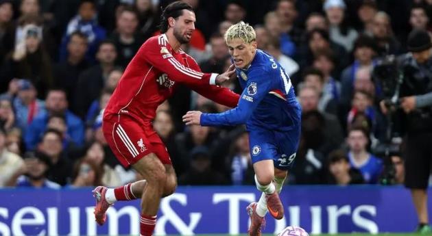 Chelsea không được hưởng phạt đền dù .