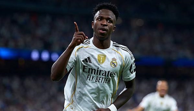 Ảnh bài viết Vinicius giúp Real Madrid "thắp sáng" Bernabeu